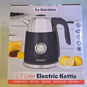 Le Cuisinier 1.7L Electric Kettle in Black and Silver